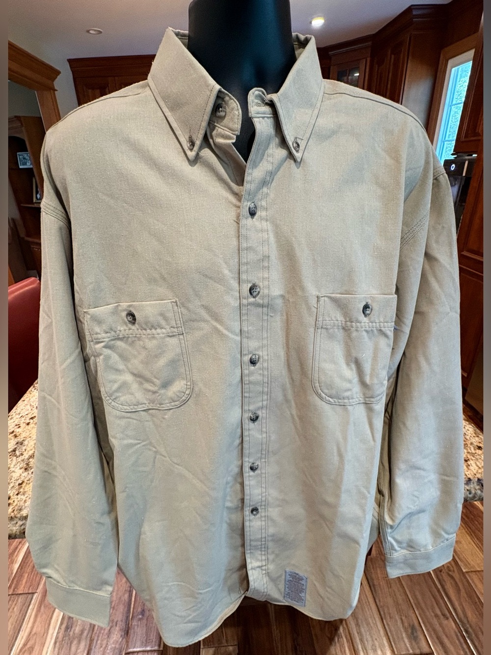Tyndale FR Flame Resistant Shirt Mens XL Button Down Khaki Tan Beige Workwear